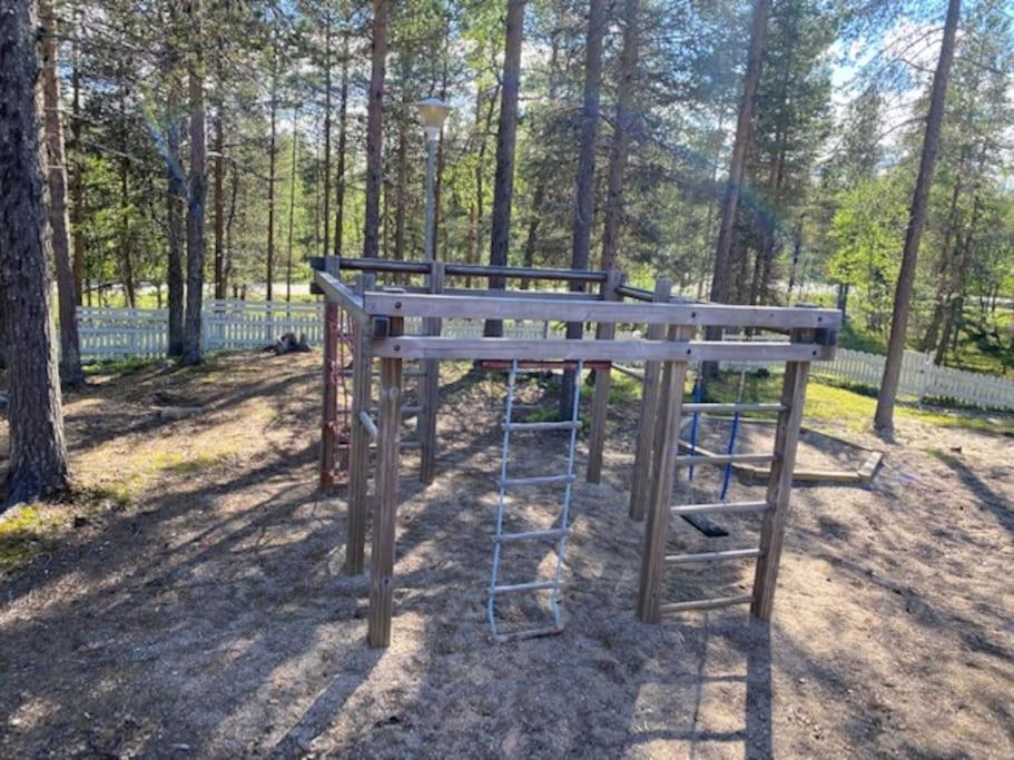 Seitapolku 12 Villa サーリセルカ エクステリア 写真